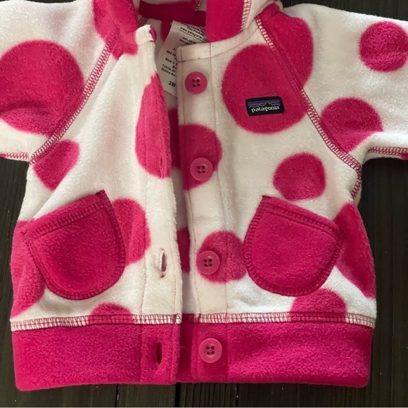 Patagonia 3M Fleece Pink & White Polka Dot Sweater - Picture 8 of 11